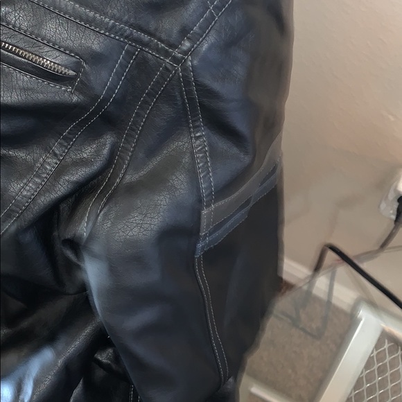 Men’s PVU Leather Jacket - Picture 6 of 6